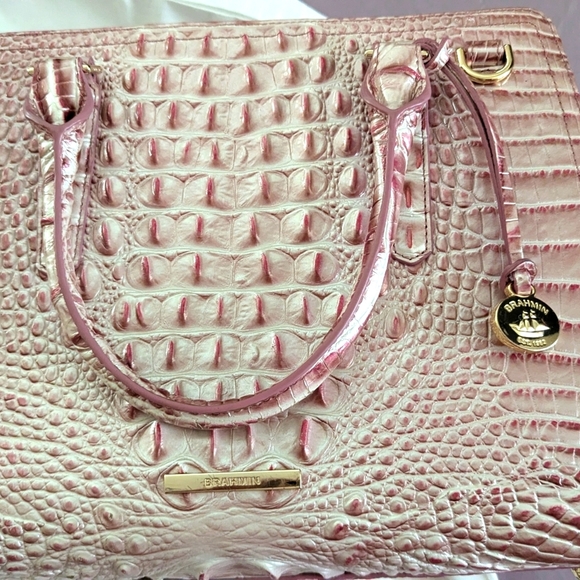 Brahmin small Finley Pink Icing Melbourne bag. - Picture 6 of 8